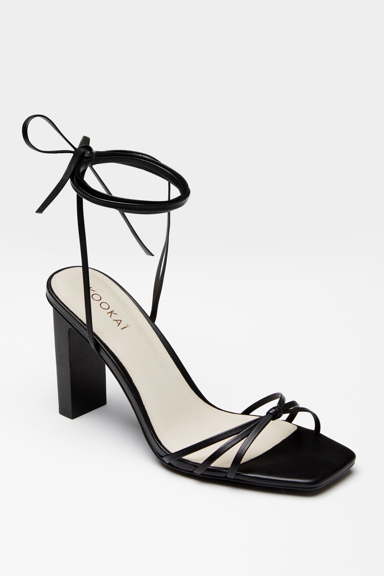 Heeled leather sandals with straps - Woman | MNG Australia